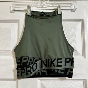 Nike pro cropped mesh workout top